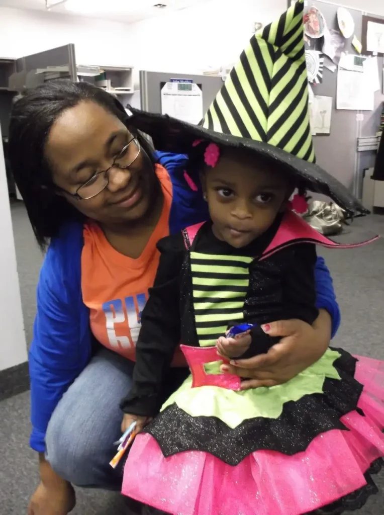 Pam-Gilletts-daughter-Lasha-and-granddaughter-when-they-came-to-the-plant-for-trick-or-treating