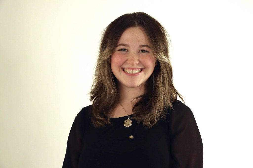 Grace Albright headshot