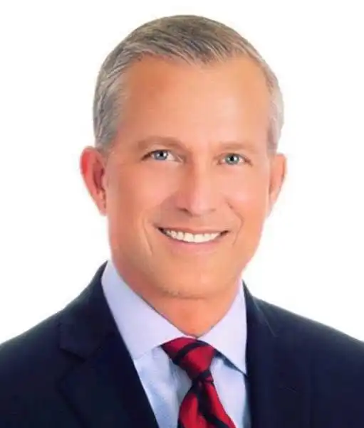 Greg Headshot